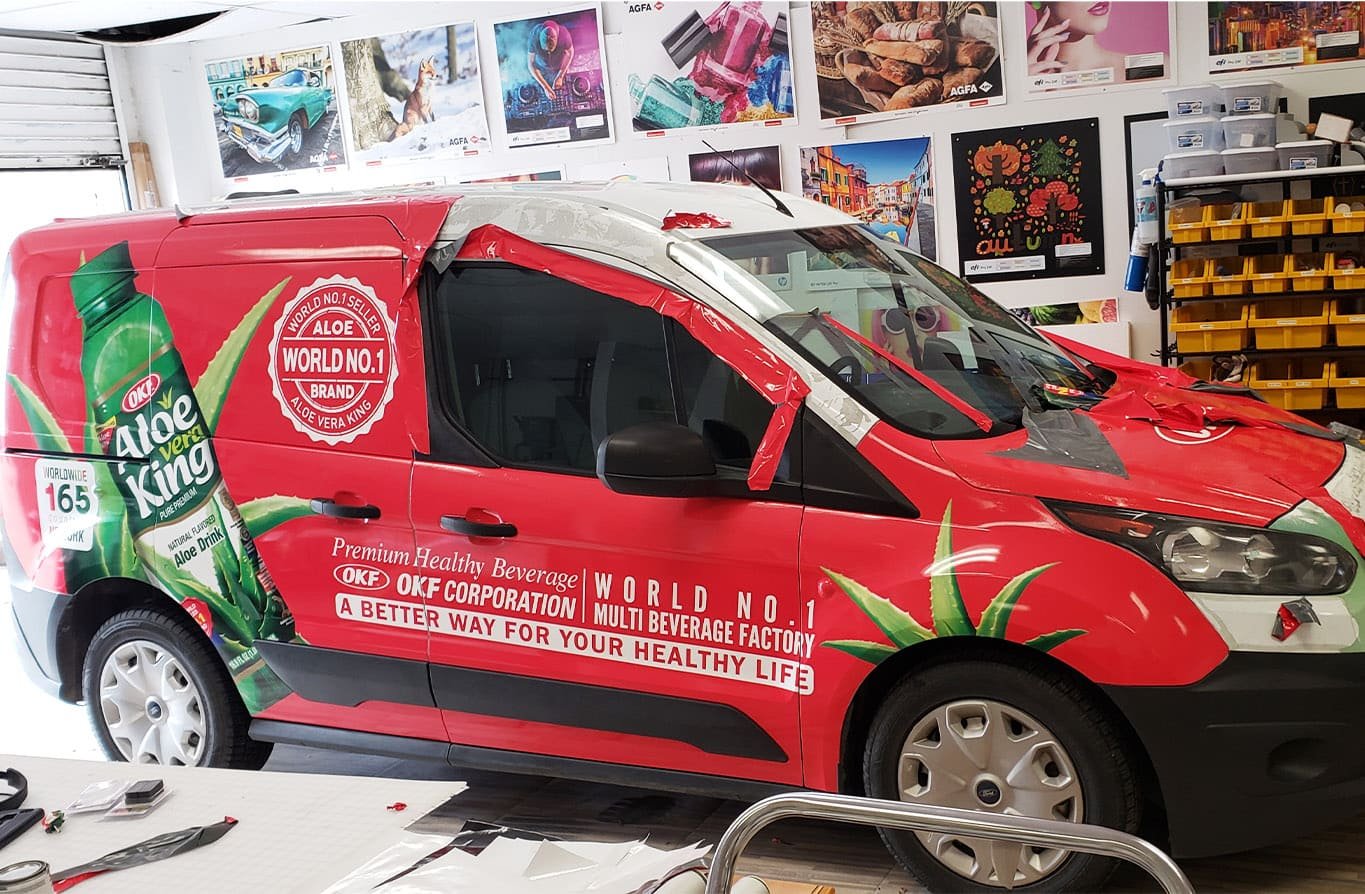 food-beverage-distribution-van-wrap